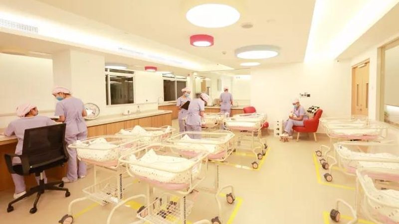 月子会所护理人员持证上岗，守护母婴健康的关键一环