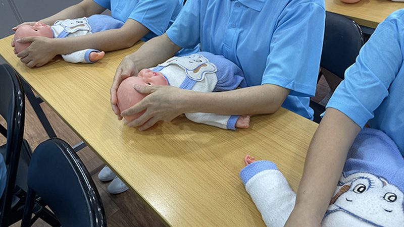 月嫂口碑的真相：别被“好评”骗了